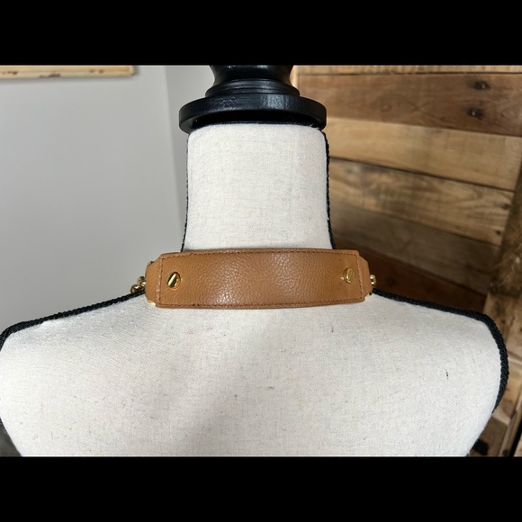 Tory Burch 2 in 1 Tan Leather Bag w Gold Accents. Cross body bag & clutch - Picture 7 of 16